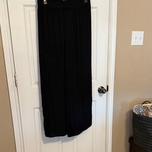 Rachel Zoe Black Palazzo Pants Size Large. Lightweight flowy fabric.